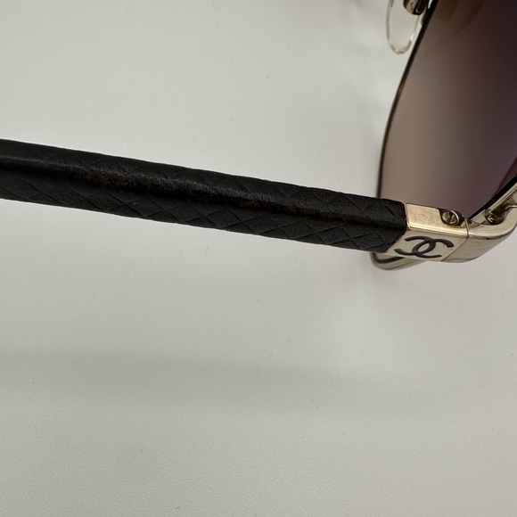 CHANEL 4196-Q Gold & Brown Quilted Pilot Sunglasses - Picture 5 of 7